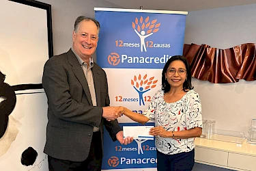 Panacredit entrega donación a Fundación Casa Esperanza